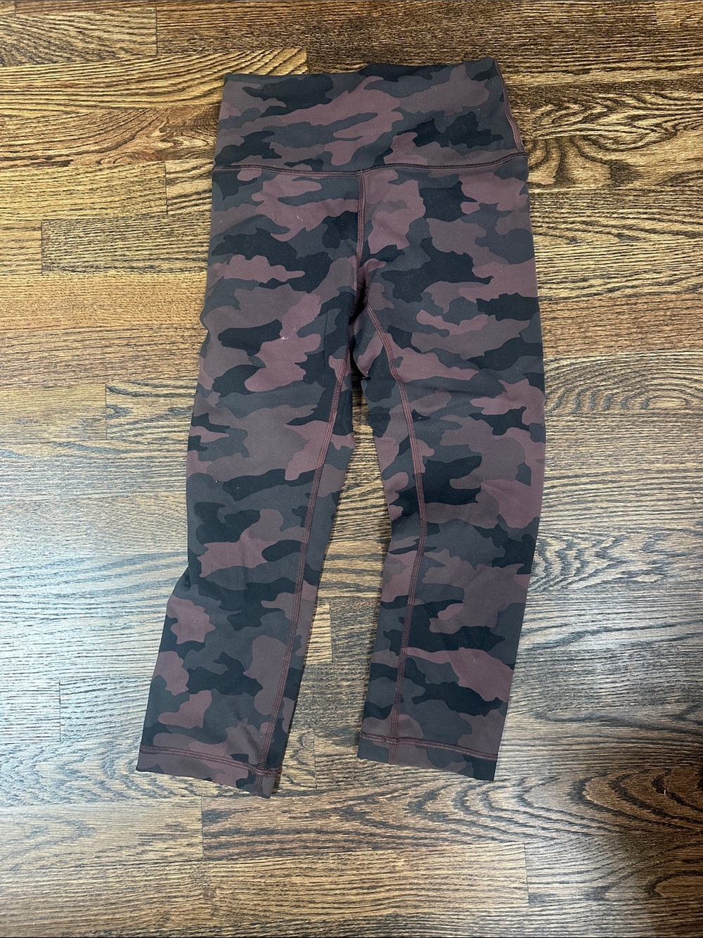 lululemon athletica Brown and Black Camo Capri Leggings